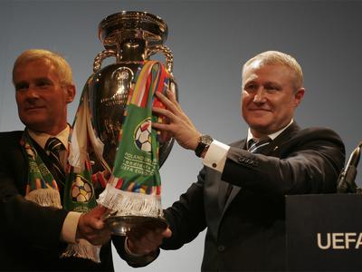 Знать своих героев