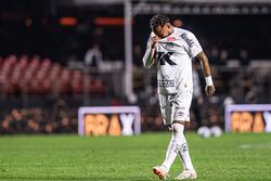 Неймар залишав поле в сльозах після поразки «Сантоса» у матчі з «Васко» (0:6)