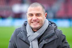 «Зинченко проявил себя в АПЛ, а там не слабаки играют», — бывший нападающий ПСВ и АЗ