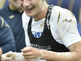Яйца, мука, вода: игроки сборной Украины поздравили Миколенко с Днем рождения (ВИДЕО)