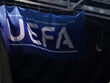 Jetzt ist es offiziell. Die UEFA hat die UAF mit einer Geldstrafe belegt und die ukrainische Nationalmannschaft mit einer teilwe