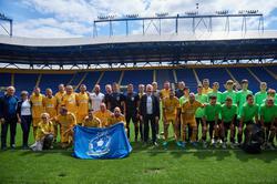 На стадионе «Металлист» в прифронтовом Харькове прошел футбольный матч (ФОТО)