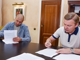 Es ist offiziell. "Shakhtar hat den Vertrag von Yaroslav Rakitskiy verlängert.