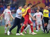 Главный тренер сборной Сербии отличился неадекватным поведением во время матча ЧМ-2022