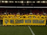 Prags Slavia: "Wir unterstützen die Ukraine" (FOTOS)