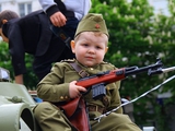 Особенности воспитания детей в России