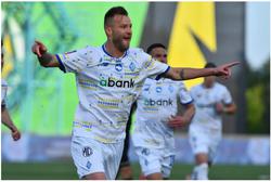 Динамо-Эпицентр и поле тут действительно не причем,хотя..