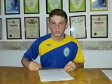 В украинском профессиональном футболе появился первый футболист, родившийся в 2000 году