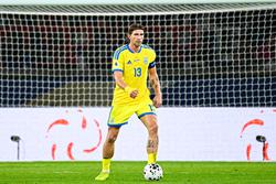 Забарный — единственный футболист, который был задействован во всех матчах сборной Украины в 2025 году