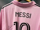 Месси передал Залужному футболку со своим автографом (ФОТО)