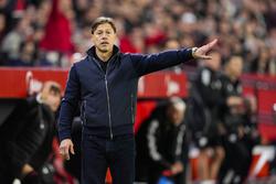 «Севілья» оголосила про звільнення головного тренера Матіаса Альмейди