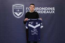 «Бордо» объявил о переходе полузащитника «Шахтера» (ФОТО)
