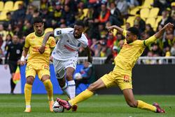 Nantes gegen Troyes 2:2. Französische Meisterschaft, Runde der 32. Spielbericht, Statistik