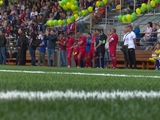 В Киеве открыт первый в Украине детский профессиональный стадион. С травой в 1,7 раза дешевле, чем в ФФУ (ВИДЕО)