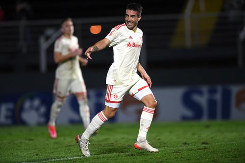 Карлос де Пена забил второй гол за «Интернасьональ» (ВИДЕО)