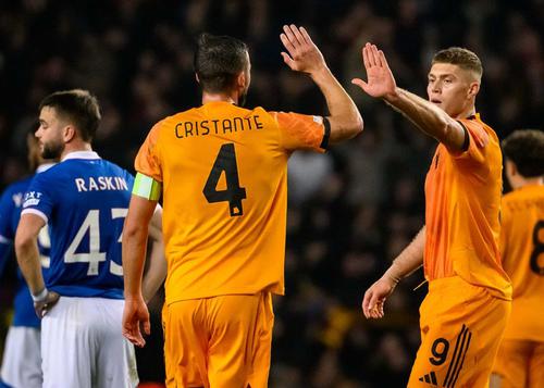 Довбик отличился результативной передачей в матче за «Рому» в Лиге Европы (ВИДЕО)