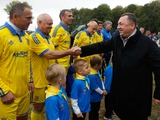 Ветераны сборной Украины собирают полные трибуны (ФОТО)