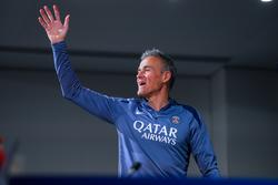 ПСЖ розпочав переговори щодо нового контракту з Луїсом Енріке