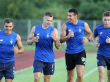 Spieler der ukrainischen Jugendnationalmannschaft sind mit Dynamo im Trainingslager in Österreich
