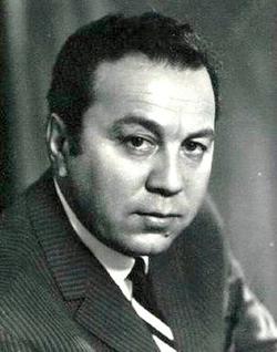 Взгляд Короля оперетты...