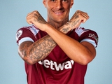 Officially. Scamakka is a player of "West Ham"
