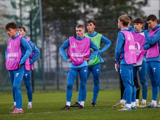 «Динамо U-19» готовится в Польше к матчу Юношеской Лиги УЕФА с «Броммапойкарной»