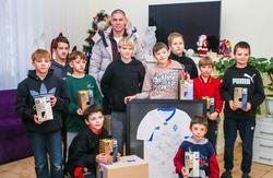 ФК «Динамо» (Київ) та Фонд братів Суркіс створили новорічне свято для юних уболівальників