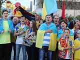 Поддержи сборную Украины в матче против Словакии и получили в подарок футбольную вышиванку!