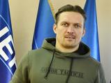 Александр Усик стал амбасадором сборной Украины (ФОТО)
