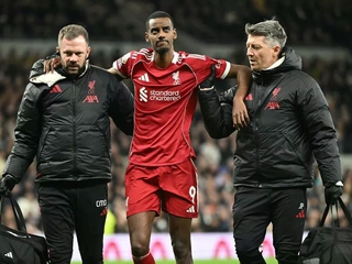 Офіційно. Форвард «Ліверпуля» і збірної Швеції Ісак переніс операцію та вибув на тривалий термін