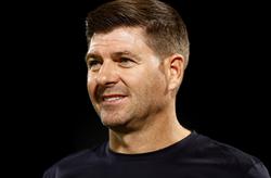 Gerrard: "Mam nadzieję, że Liverpool przygotował już pomnik dla Kloppa".