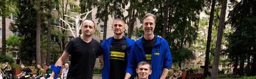 «Часто чув про мужність українців, але побачити її на власні очі змінює все», — Андреа Мальдера про візит до військового шпиталю