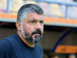 Gattuso überreicht Hajduk-Spielern nach dem Sieg gegen Dinamo Zagreb iPhones 16