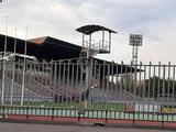 Как выглядят «неотложные работы» на стадионе «Мариуполя», из-за которых матч с «Шахтером» перенесли в Коваливку (ФОТО)