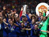 «Манчестер Юнайтед» — пятый клуб, выигравший три главных еврокубка