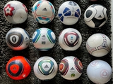 Евгений Левченко выставил на продажу свою уникальную коллекцию мячей, чтобы помочь Украине (ФОТО)