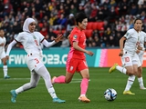 Zum ersten Mal in der Geschichte der Fußballweltmeisterschaft spielte eine Fußballspielerin, die einen Hidschab trug (FOTO)