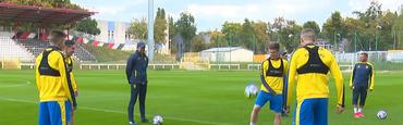 ВИДЕО: Первая тренировка сборной Украины в Варшаве на стадионе «Полонии»