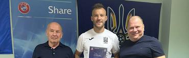 Andriy Yarmolenko received a UEFA coaching diploma