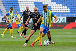 «Какая убогая игра». Реакция болельщиков на матч «Заря» — «Шахтер»