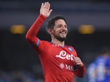 Mertens flew to Istanbul to sign a contract with Galatasaray