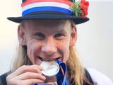 Фотоистория как Домагой Вида возил медаль вице чемпиона мира в свой родной город Доньи-Михоляц