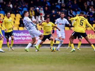 Пономаренко — єдиний футболіст в історії «Динамо», який забивав у 7 матчах поспіль в УПЛ