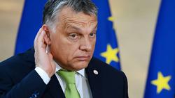 Премьер-министр Венгрии: «Преклонению колена нет места на стадионах»