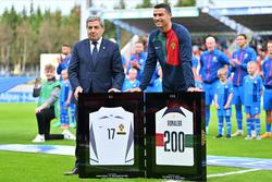 Роналду став першим футболістом в історії, який провів 200 матчів за свою національну збірну (ФОТО)