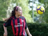 «Милан» приглашает 10-летнюю девочку