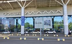 «Днепр-1» по дороге на матч с «Черноморцем» застрял в аэропорту Одессы