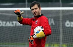 Дмитрий Безотосный: «Сложно сказать, почему у стольких тренеров не получается в «Нефтчи». Надеюсь, Вернидуб принесет им успех»