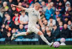 Зинченко стал третьим по оценкам в составе «Ноттингем Форест» за матч с «Бернли»