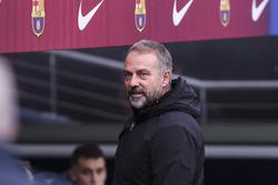 Флик: «Много лет назад я смотрел матч на «Камп Ноу». Я сказал тогда себе: «Однажды я буду сидеть на той скамейке запасных»